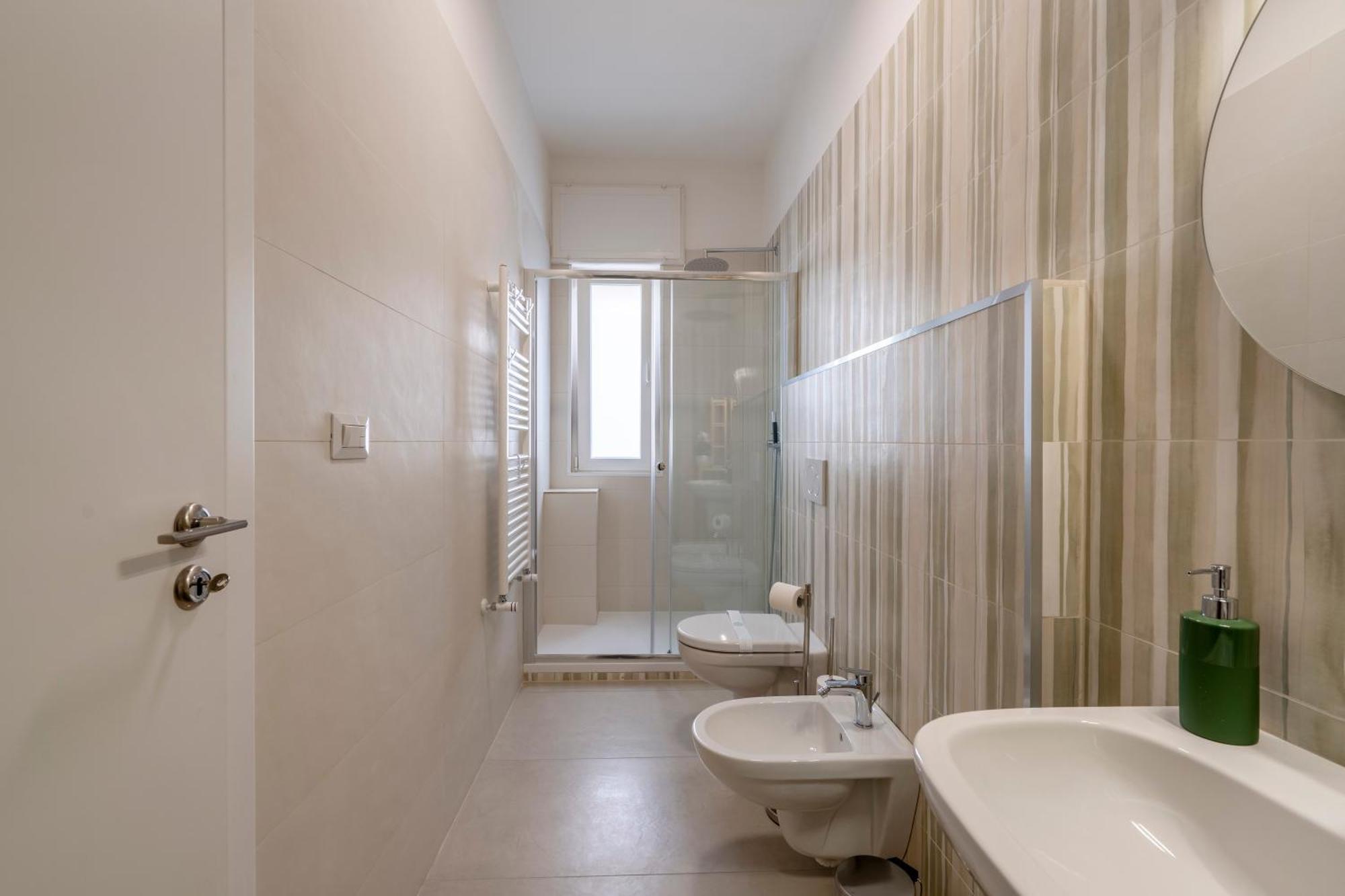Miki'S Home - Central Rooms Bari Exterior foto